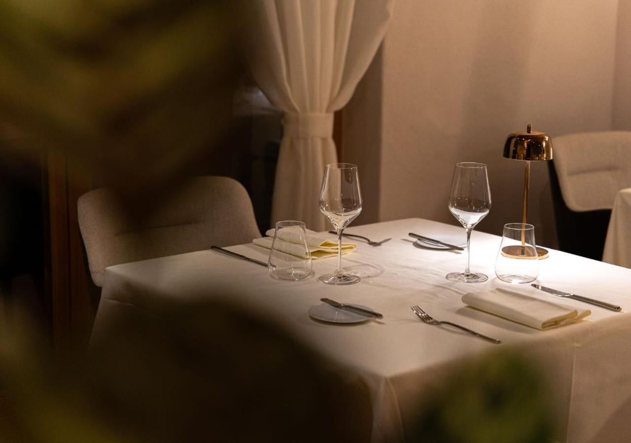 Aura Relais Hotell Urbino Exteriör bild