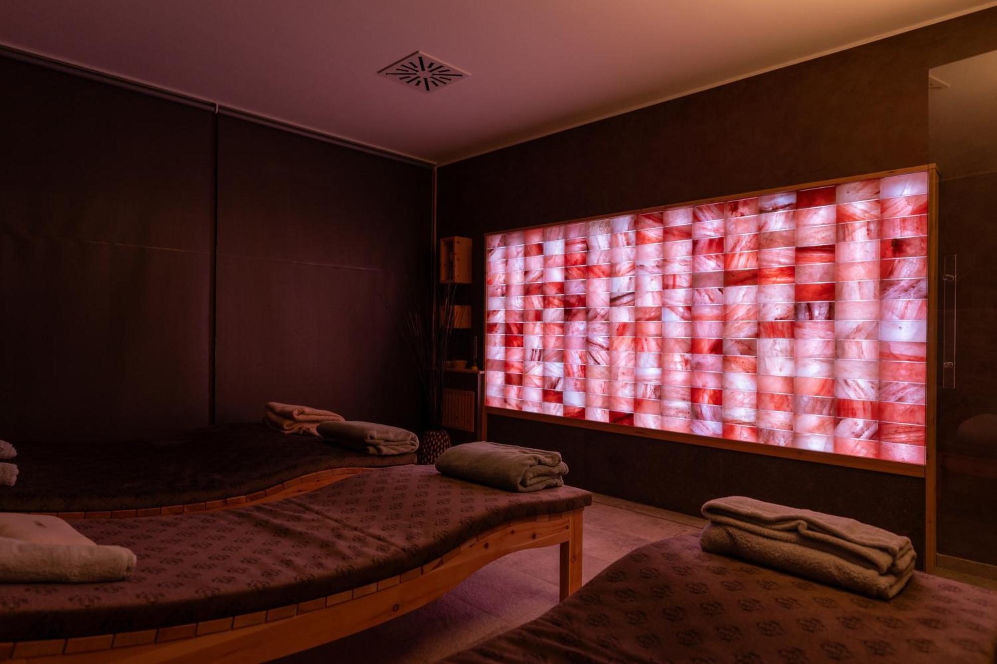 Aura Relais Hotell Urbino Exteriör bild