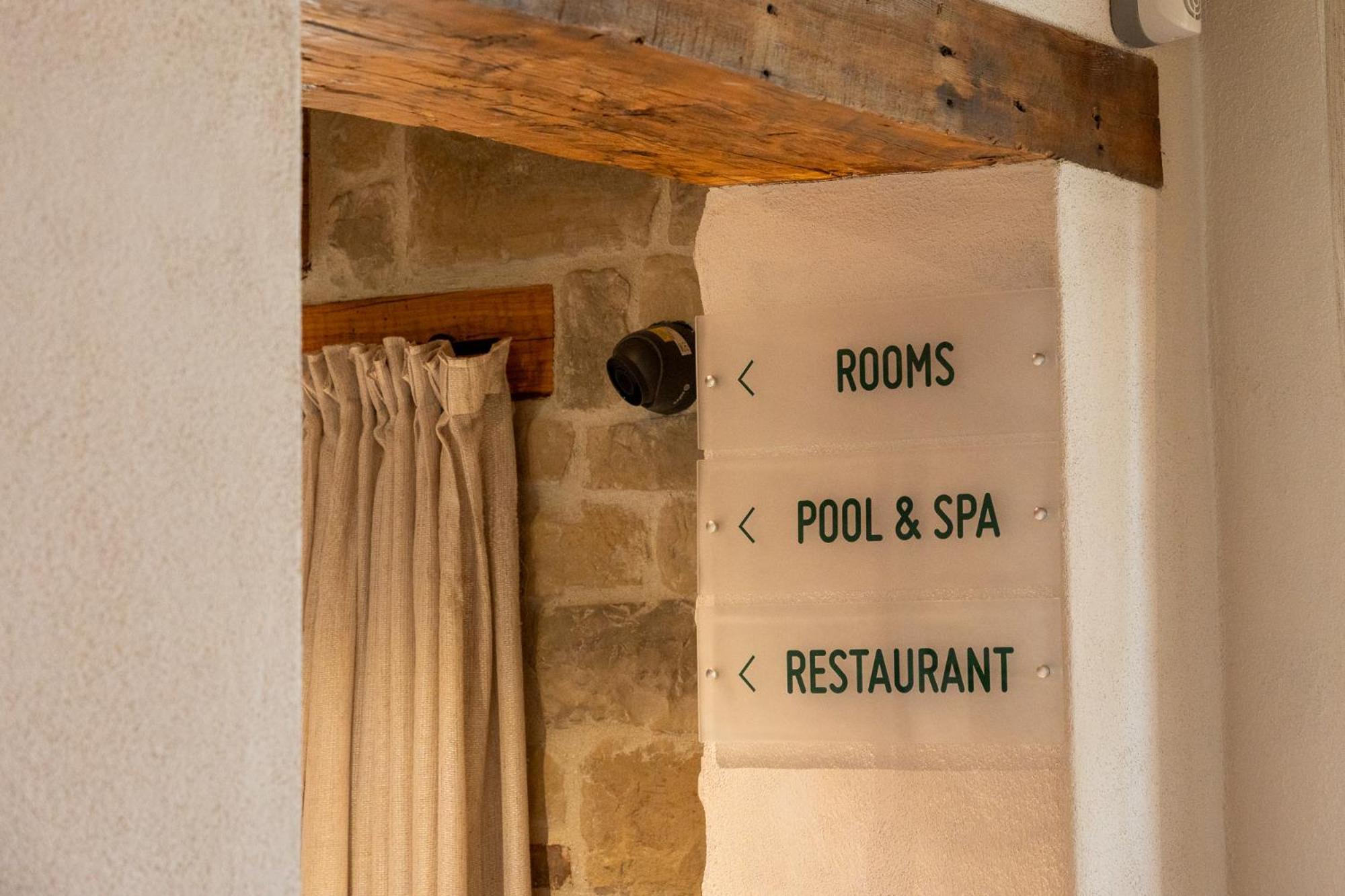Aura Relais Hotell Urbino Exteriör bild