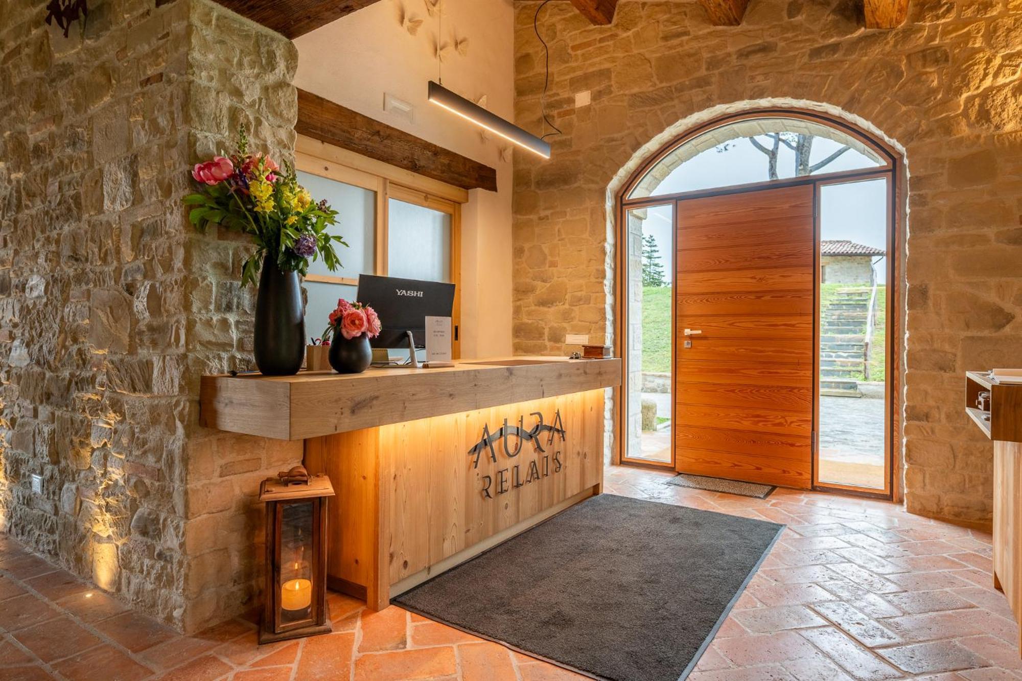Aura Relais Hotell Urbino Exteriör bild